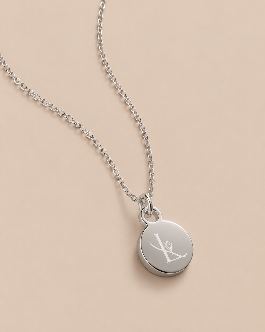 LUMIÈRE Signature Disc Necklace